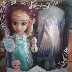 Disney Frozen Singing And Styling Elsa Doll 
