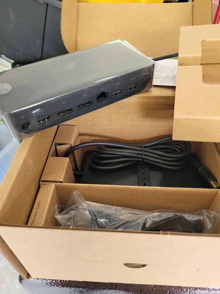 Brand New Dell UD22 Universal Dock Station 