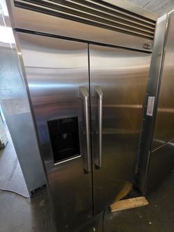 42" GE MONOGRAM BUILT IN STAINLESS STEEL REFRIGERATOR