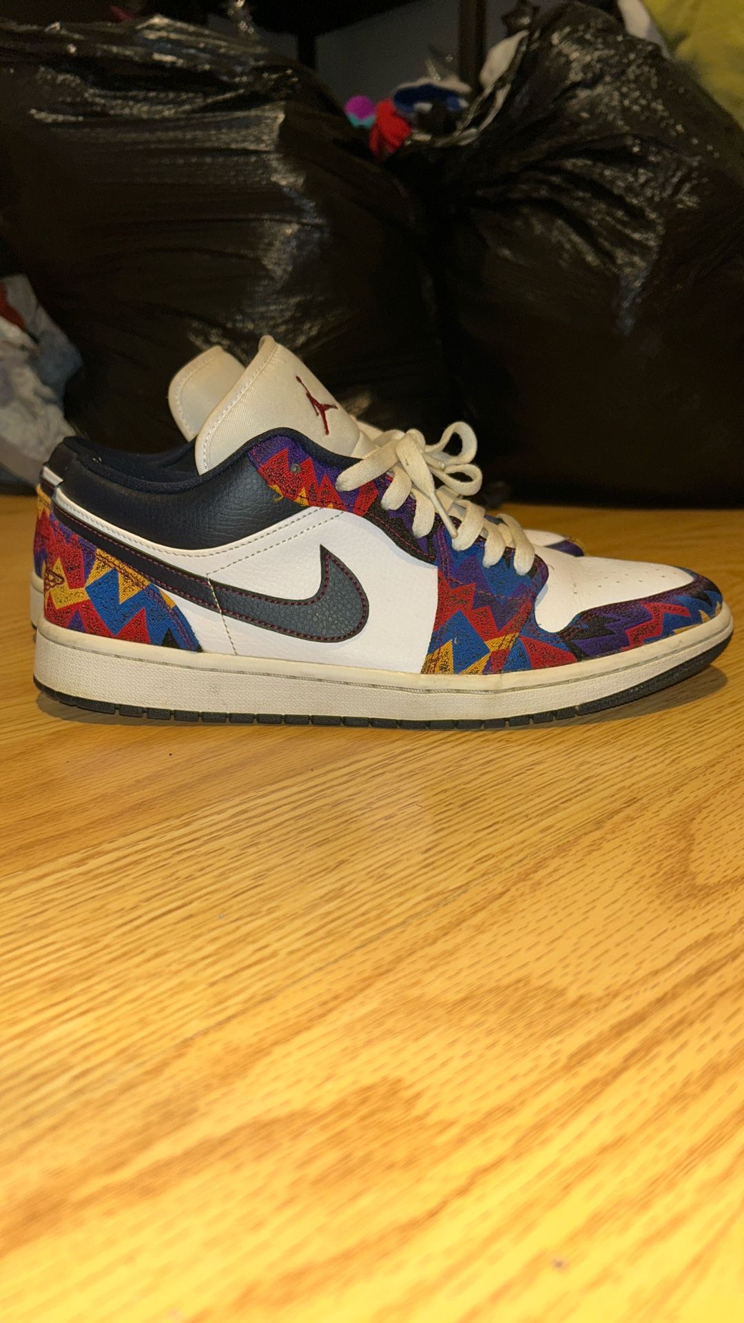 Hare Jordan 1’s Low