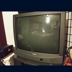 32" Toshiba tube  Gaming TV , like New!