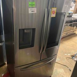 SAMSUNG RF27TSR Family Hub 26.5-cu ft Refrigerator