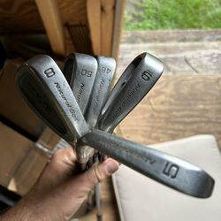Golf Clubs Iron Set