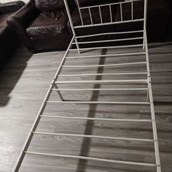 Twin Bed ( Camas Dobles) 2