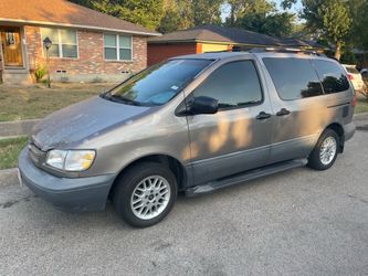 1999 Toyota sienna