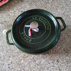 La Cocote 4sq  Brand New.  Olla Nueva