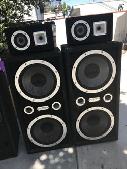 DJ SPEAKER
