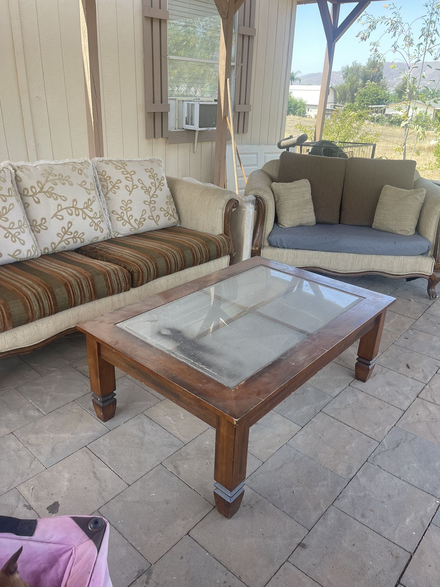 Living Room Set $160 +free Throw Pillows