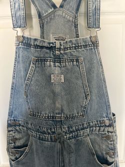 Women’s Clothes