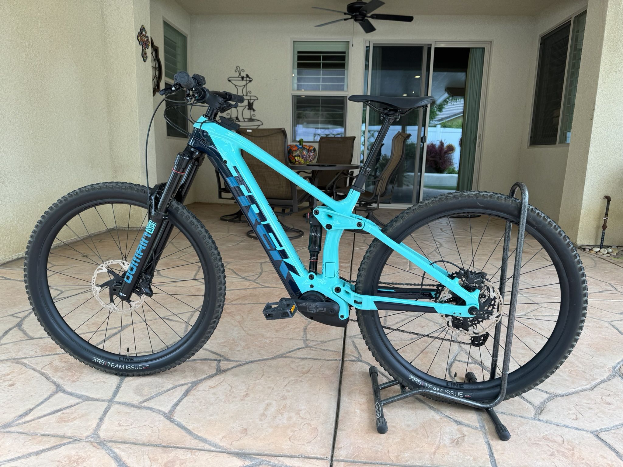 2024 Trek Rail 9.7 E-Mountain Bike