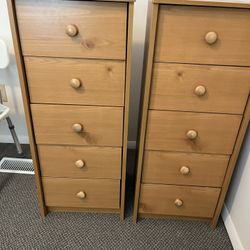Dresser/cabinet