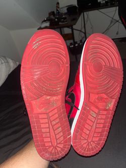 Used Jordan 1s size 11 men