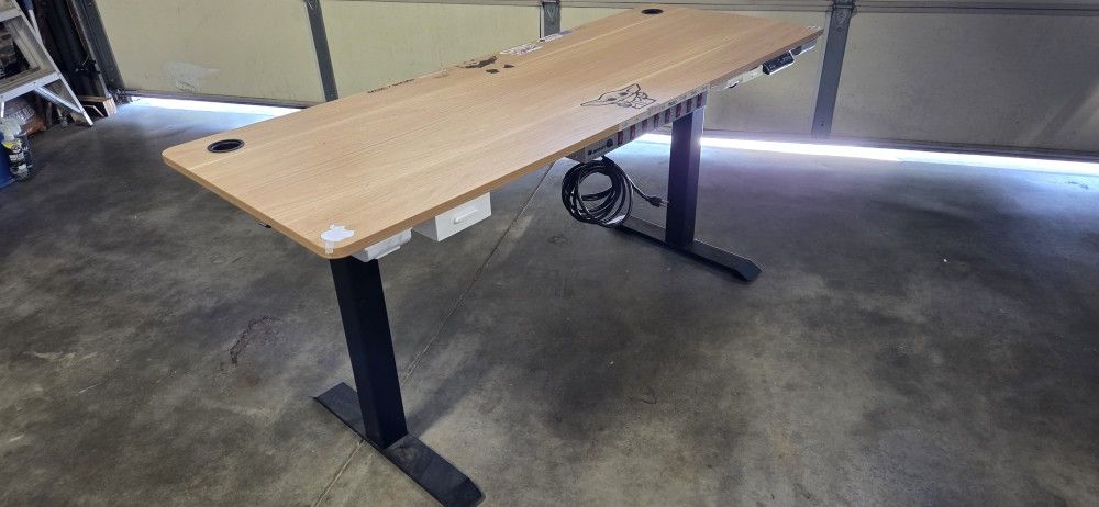 Standing Table