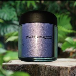 MAC Pigment in Violet 7.5g / 0.26oz