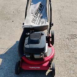 Lawnmower Self Propelled Snapper Commercial Grade 