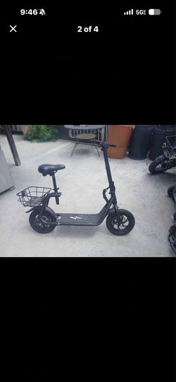 Electric scooter