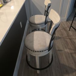 Swivel Bar Stools
