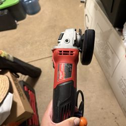 Milwaukee 4-1/2” Grinder 