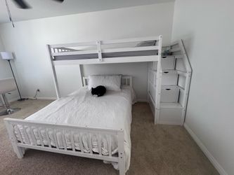 Bunk bed
