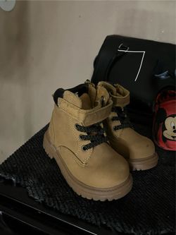 Toddler boy boots
