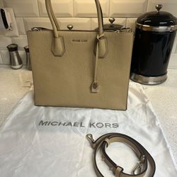 Tan Leather Michael Kors Tote With Crossbody Strap & Dust Bag