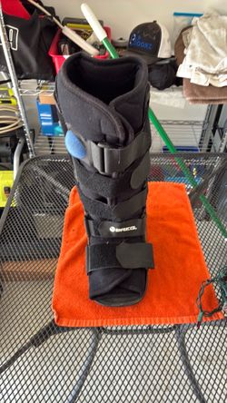 Breg Walking Boot Orthopedic Cam Walker