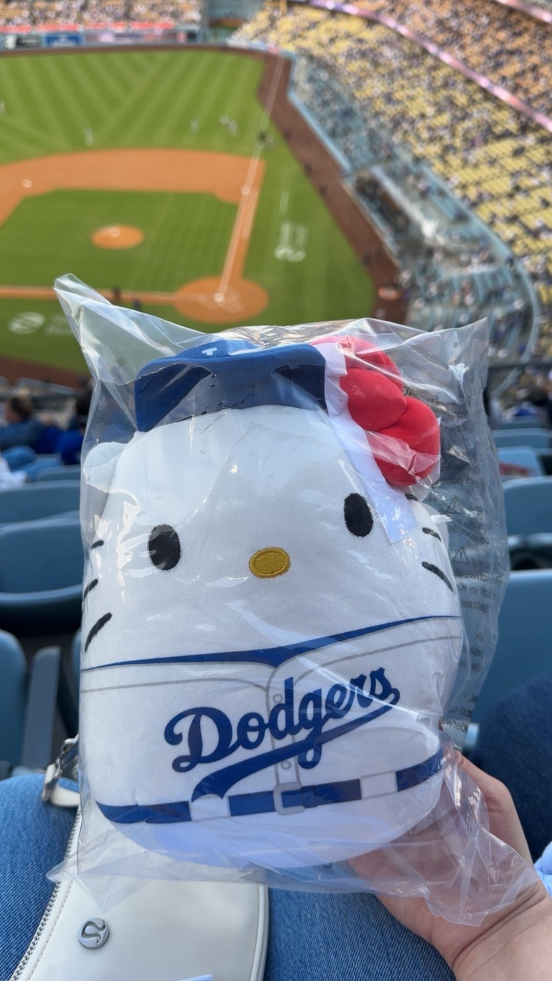 Dodgers Hello Kitty Squishmallow