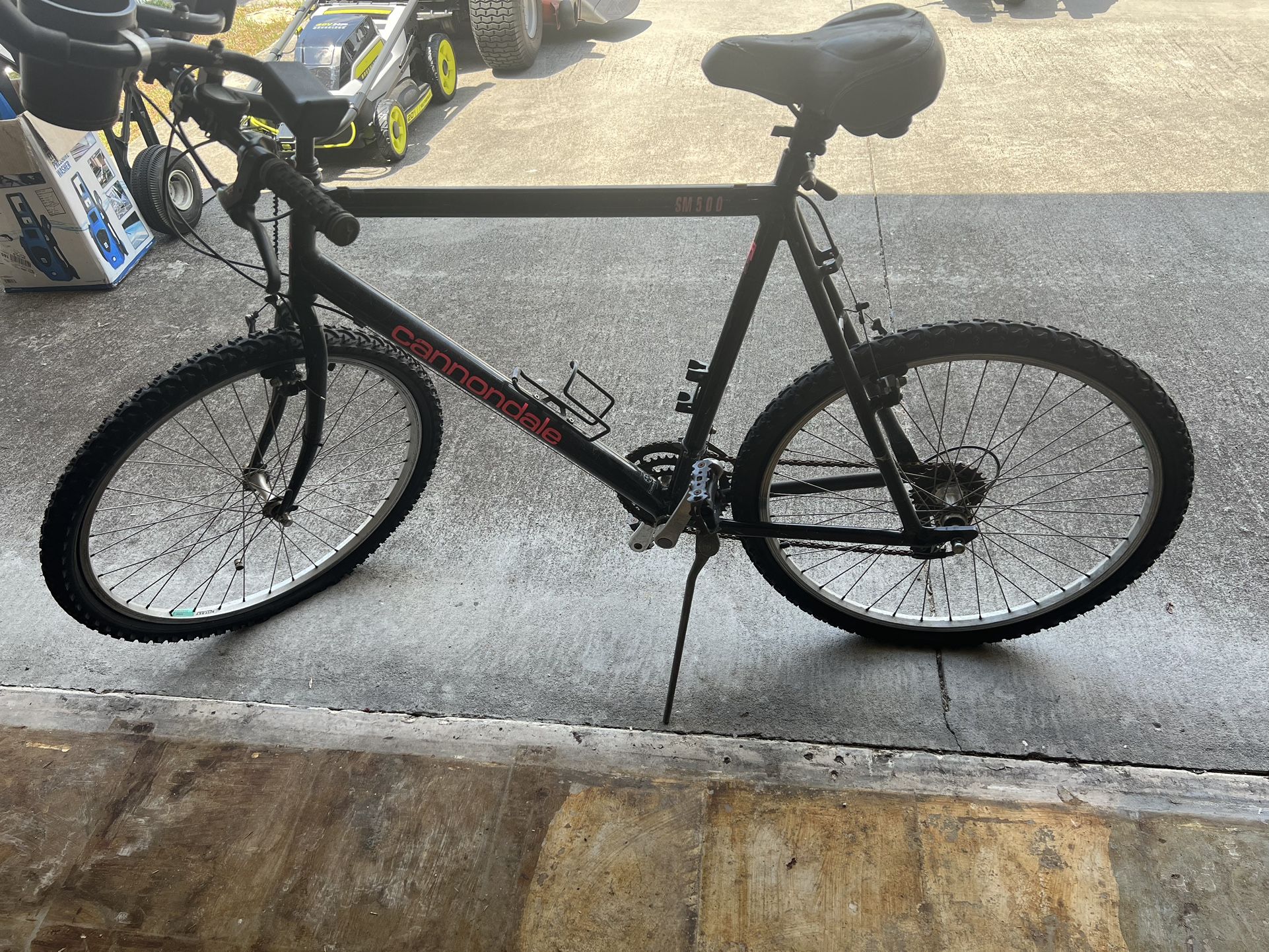 Cannondale Bicycle Bike SM500 