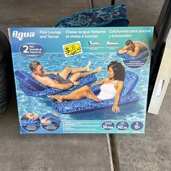 Pool Loungers