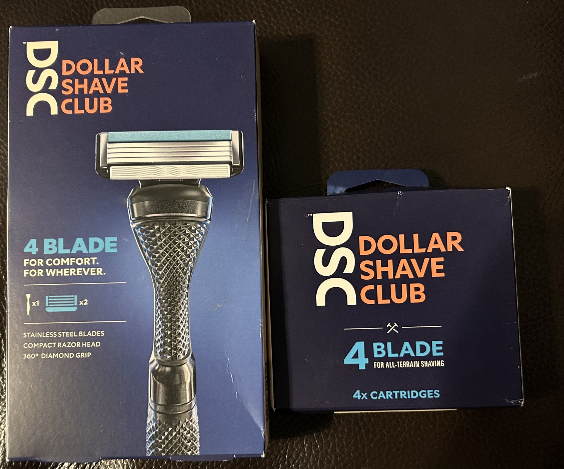 Dollar Shave Club 4-Blade Razor Bundle 1 Handle & 2 Cartridges + 4 Cartridges