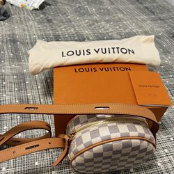 Louis Vuitton Crossbody Authentic