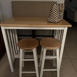 Island With 2 Stools 