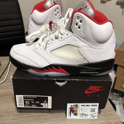 Size 10 - CLEAN Air Jordan 5 Retro Fire Red Silver Tongue 2020