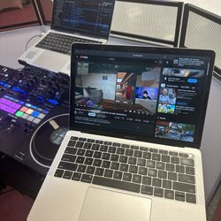 MacBook Air