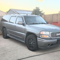 Parts Parting out Chevy Suburban Tahoe GMC Yukon Denali
