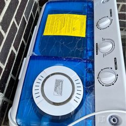 Brand new 28lb capacity washing machine +dryer  perfect for apartment