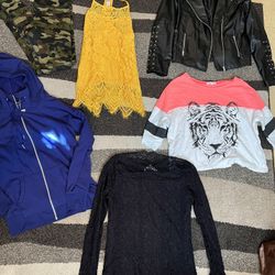 Women’s clothing lot size medium