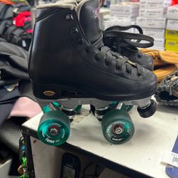 Sure-Grip Fame 3 Size 3 Quad Roller skates 