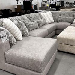 LH 👉$39 Down Payment  For Financing 👉Logan Light Gray Soft Cozy Deep Seating Sectional Couch With Chaise 
