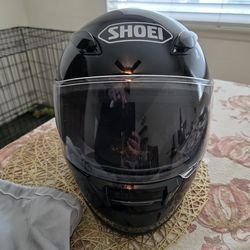 Shoei RF-1100 Helmet With Cary Bag