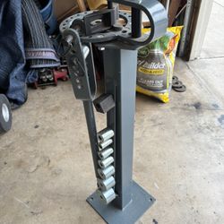 like new telescoping compact bender 