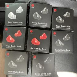 Beats Studio Buds 