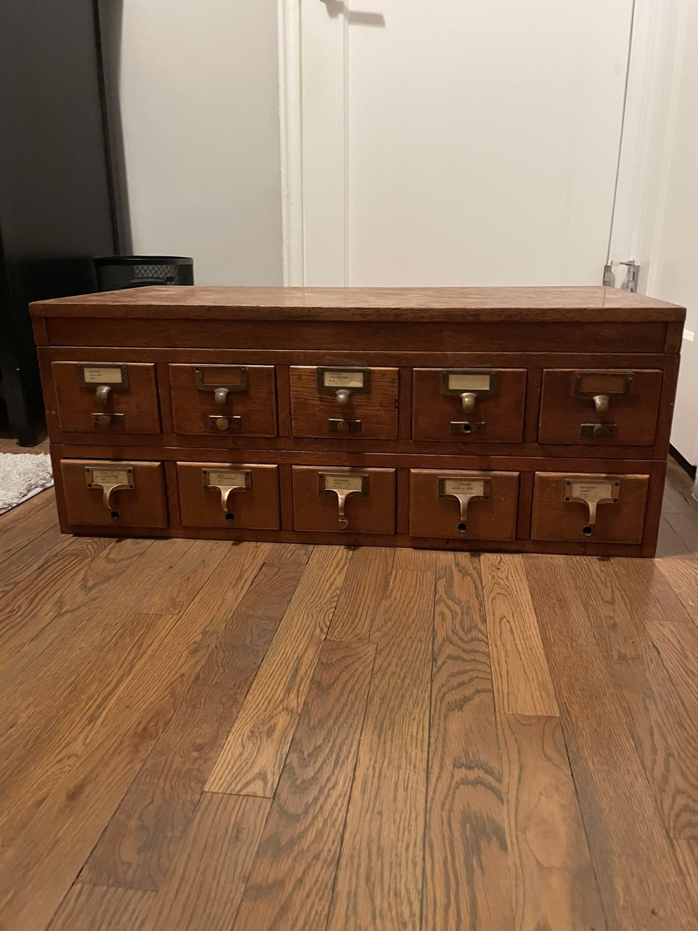 Vintage Globe Wernicke co 3317-T horizontal unit