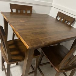 Dinning Table With 4 Chairs