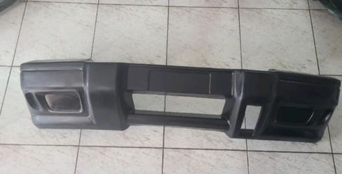 Reconditioned Land Rover Discovery 2 Front Bumper 1999 to 2002