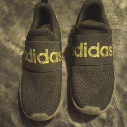 Adidas Shoes Size 8 1/2  Mens