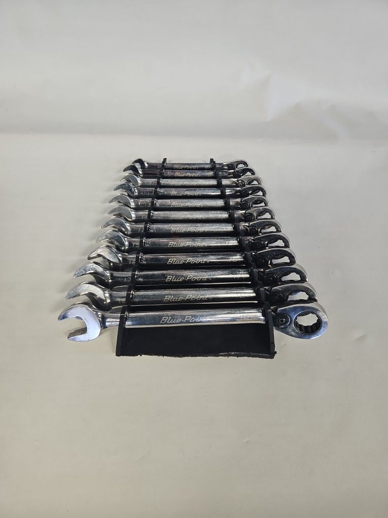 Snap On BluePoint 12pc Metric 8-19mm Offset Ratcheting Combination Wrench Set 816091-11