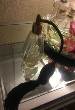 Antique perfume atomiser