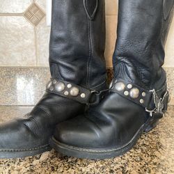 Black Boots