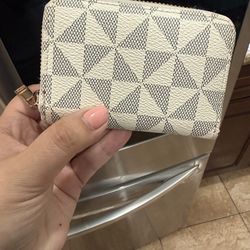 Women’s card holder wallet